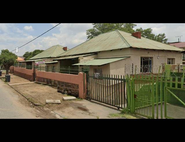 26 BEDROOM HOUSE FOR SALE IN BRAKPAN CENTRAL